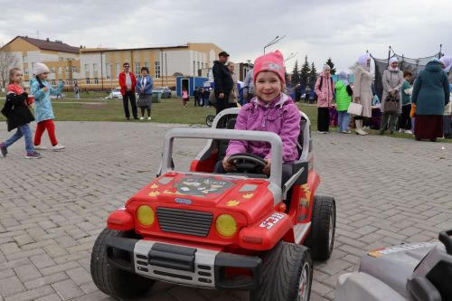В Ураза байрам в Дрожжаном прошел "Семейный праздник"-2023