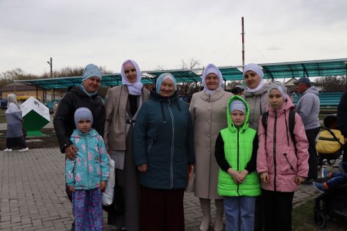 В Ураза байрам в Дрожжаном прошел "Семейный праздник"-2023