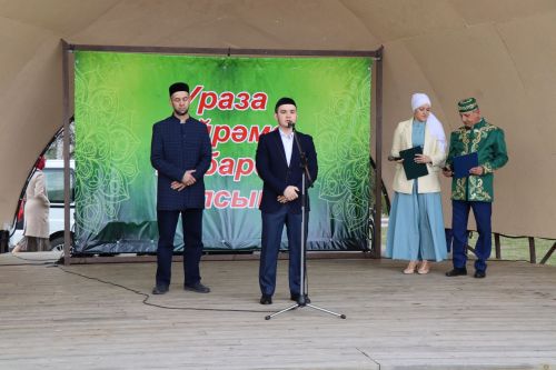 В Ураза байрам в Дрожжаном прошел "Семейный праздник"-2023