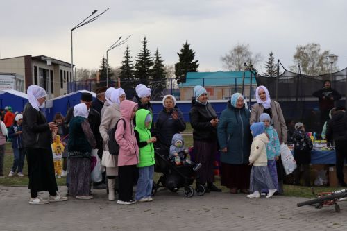 В Ураза байрам в Дрожжаном прошел "Семейный праздник"-2023
