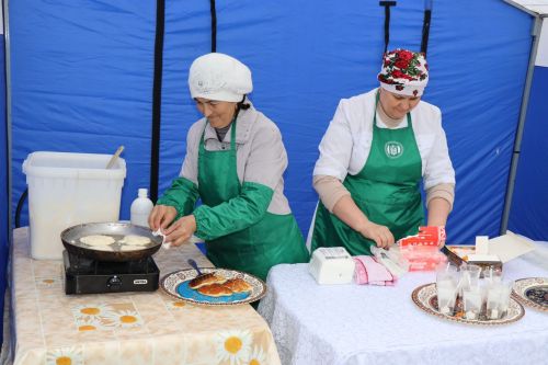 В Ураза байрам в Дрожжаном прошел "Семейный праздник"-2023