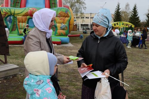 В Ураза байрам в Дрожжаном прошел "Семейный праздник"-2023