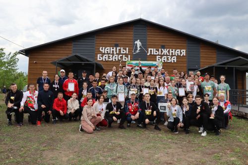 Легкоатлетическая эстафета "Вперед к Победе!" в Дрожжаном-2023