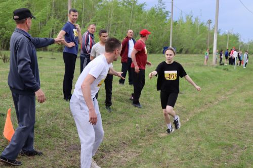 Легкоатлетическая эстафета "Вперед к Победе!" в Дрожжаном-2023