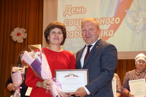 День социального работника в Дрожжаном-2023