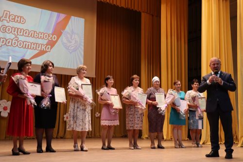 День социального работника в Дрожжаном-2023