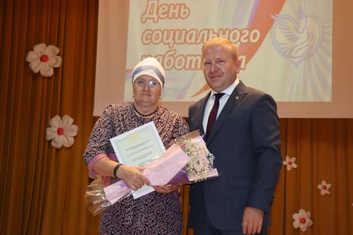 День социального работника в Дрожжаном-2023