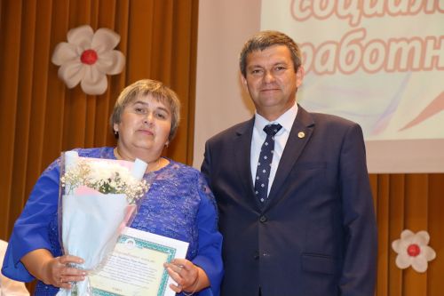 День социального работника в Дрожжаном-2023