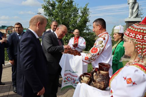 Зональный семинар-совещание по родным языкам в Дрожжаном - 2023