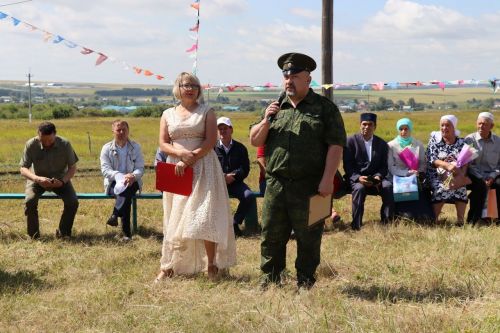 В селе Нижнее Чекурское Дрожжановского района праздновали "День родного края"