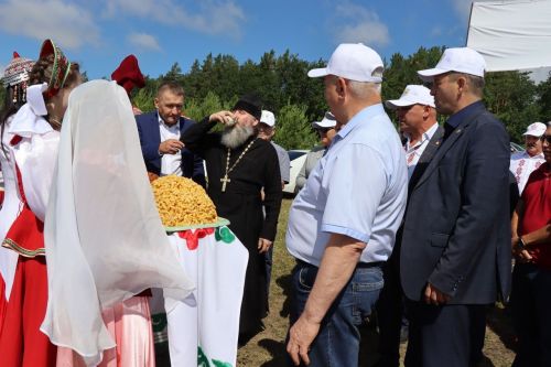В селе Нижнее Чекурское Дрожжановского района праздновали "День родного края"