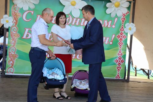 День Семьи, любви и верности в Дрожжаном -2023