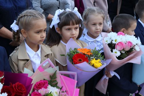 Первый звонок в Стародрожжановской сош №1 -2023