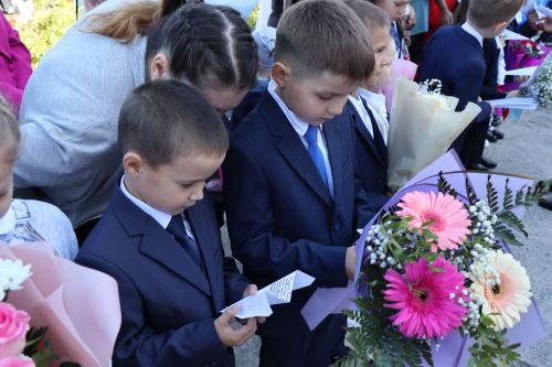 Первый звонок в Стародрожжановской сош №1 -2023