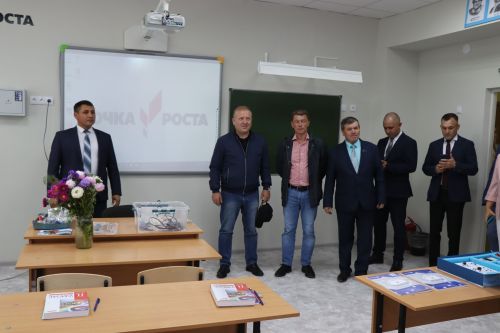 Максим Топилин с рабочим визитом в Дрожжаном 2023