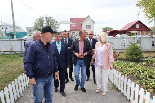 Максим Топилин с рабочим визитом в Дрожжаном 2023
