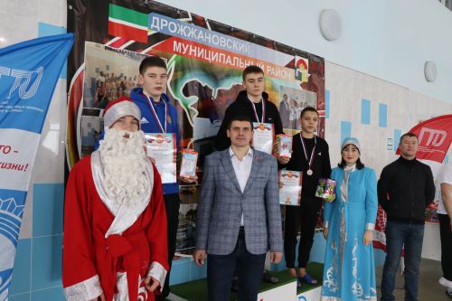 Соревнование по плаванию "Юный дельфин" в Дрожжаном -2024