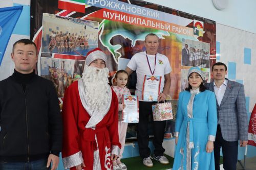 Соревнование по плаванию "Юный дельфин" в Дрожжаном -2024