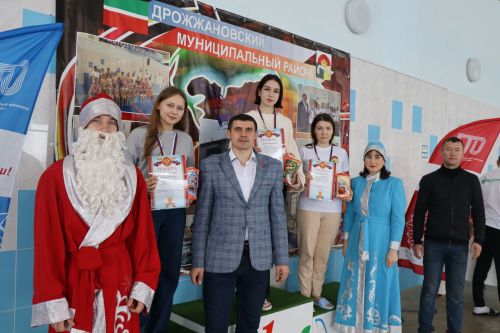 Соревнование по плаванию "Юный дельфин" в Дрожжаном -2024