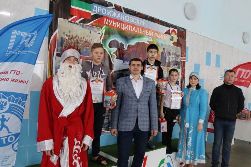 Соревнование по плаванию "Юный дельфин" в Дрожжаном -2024