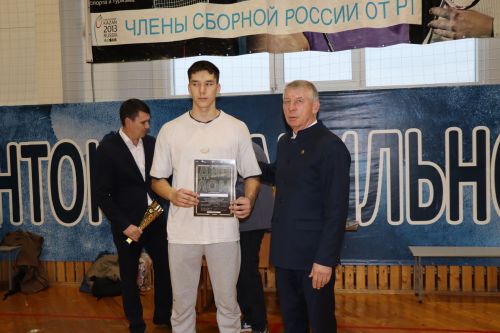 «КЭС-БАСКЕТ» среди юношеских команд в Дрожжановском районе РТ-2024