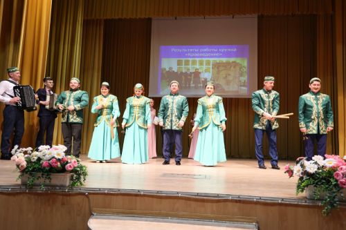 Муниципальный этап фестиваля родословной «Эхо веков в истории семьи» в Дрожжаном -2024