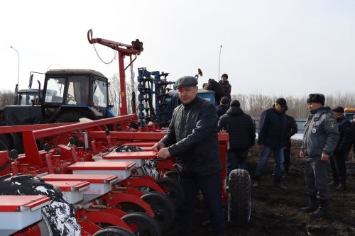 Приемка готовности техники к проведению весенне-полевых работ в Дрожжановском районе -2024