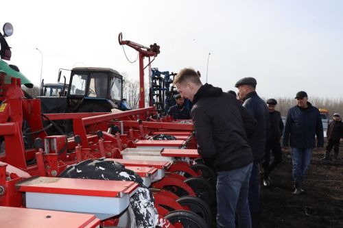 Приемка готовности техники к проведению весенне-полевых работ в Дрожжановском районе -2024