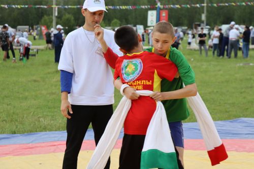 Сабантуй в Дрожжановском районе-2024: игры