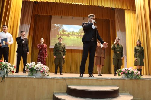 В районном доме культуры был праздничный концерт по случаю Международного Дня пожилых людей