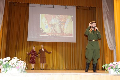 В районном доме культуры был праздничный концерт по случаю Международного Дня пожилых людей