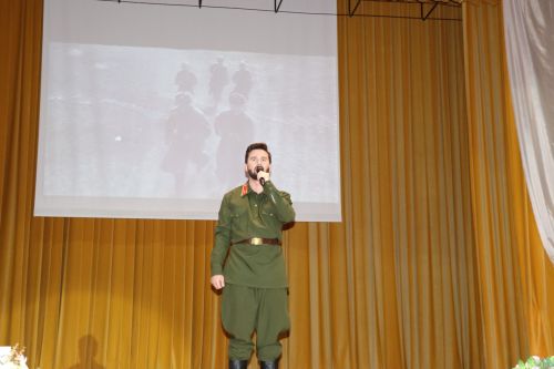 В районном доме культуры был праздничный концерт по случаю Международного Дня пожилых людей