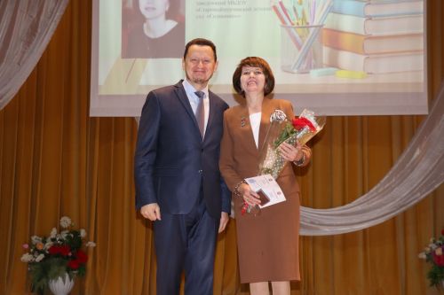 Педагогов Дрожжановского района РТ поздравили с наступающим профессиональным праздником