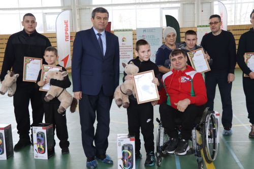 Спортивный праздник «Мы сможем Вместе» объединил детей в Дрожжановском районе