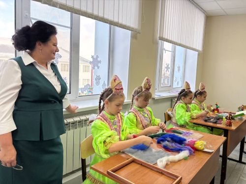 Малоцильнинской СОШ имени Зыятдина Арсланова Дрожжановского района 100 лет-2025