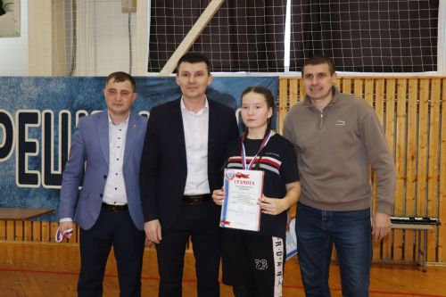 В Дрожжаном прошел муниципальный этап Чемпионата школьной волейбольной лиги среди команд девушек