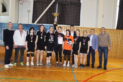 В Дрожжаном прошел муниципальный этап Чемпионата школьной волейбольной лиги среди команд девушек