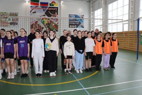 В Дрожжаном прошел муниципальный этап Чемпионата школьной волейбольной лиги среди команд девушек
