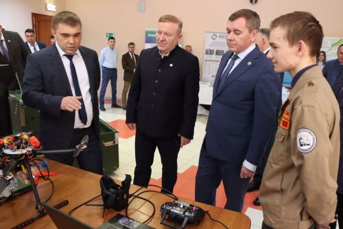 Отчетная сессия об итогах-социально-экономического развития Дрожжановского района -2025