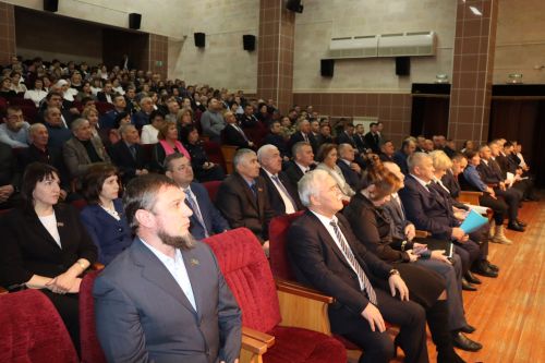 Отчетная сессия об итогах-социально-экономического развития Дрожжановского района -2025
