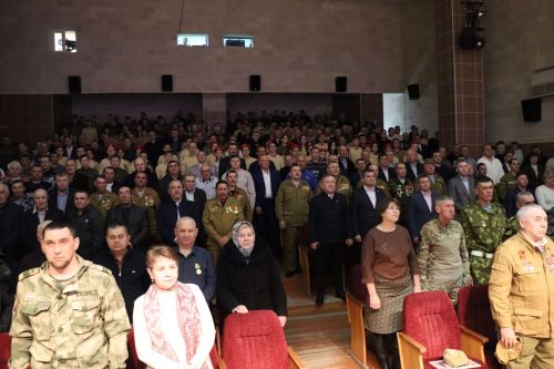 С праздничным концертом открыли год Защитника Отечества в Дрожжановском районе РТ