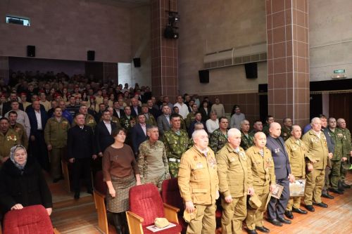 С праздничным концертом открыли год Защитника Отечества в Дрожжановском районе РТ