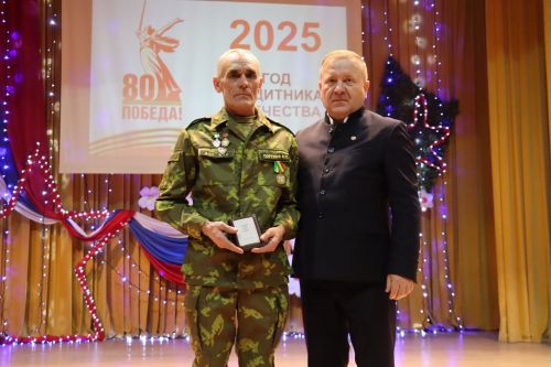С праздничным концертом открыли год Защитника Отечества в Дрожжановском районе РТ