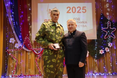 С праздничным концертом открыли год Защитника Отечества в Дрожжановском районе РТ