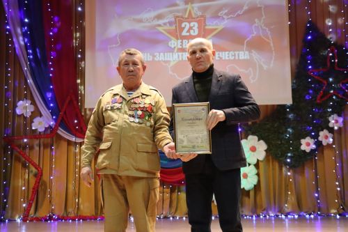 С праздничным концертом открыли год Защитника Отечества в Дрожжановском районе РТ