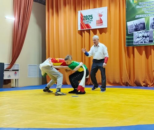 В селе Каракитаны прошло соревнование по вольной борьбе в памяти Фарита Закиевича Азизова