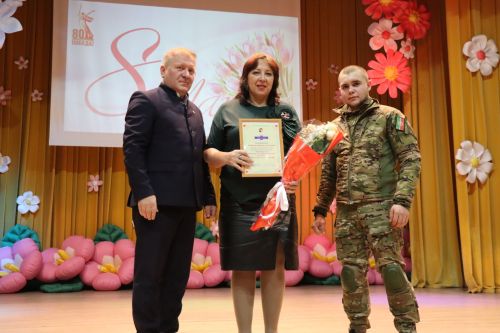 Матерей и жен бойцов СВО в  Дрожжановском районе РТ поздравили 8 Марта