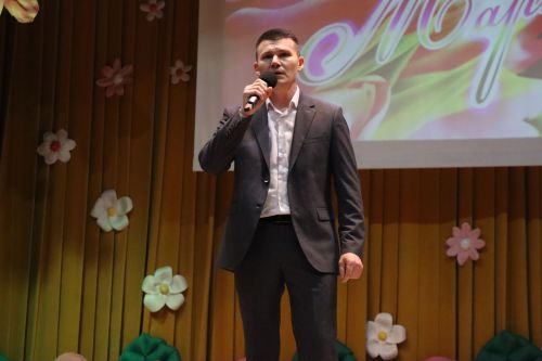 Матерей и жен бойцов СВО в  Дрожжановском районе РТ поздравили 8 Марта