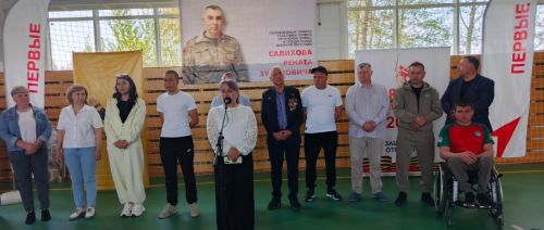 «Сила памяти»: в Дрожжановском районе прошел турнир по армрестлингу в честь героя Рената Салихова
