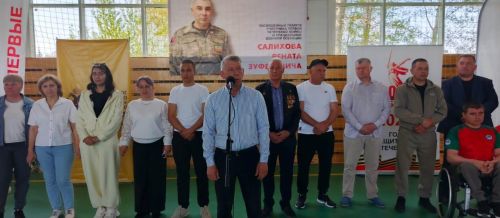 «Сила памяти»: в Дрожжановском районе прошел турнир по армрестлингу в честь героя Рената Салихова